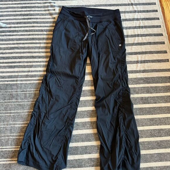 Lululemon Dance Studio size 10 regular. Unlined Black - Picture 2 of 6